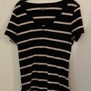 Old Navy Stripped T-shirt